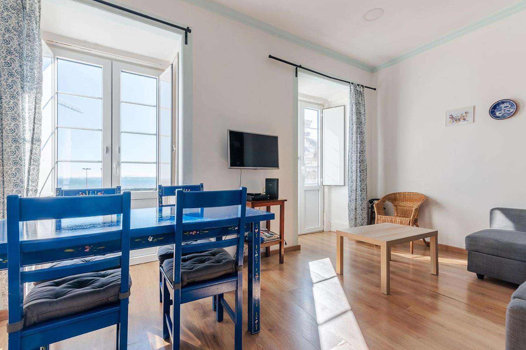 Alfama 2nd Floor Amazing River View
